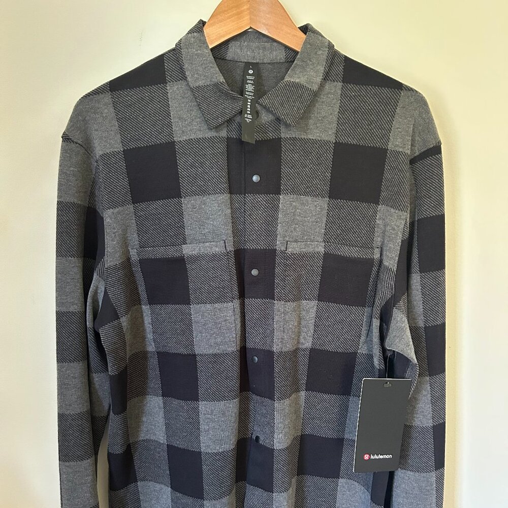 NWT Men's Lululemon Overshirt (like a Flannel Shirt) with Snap Closure